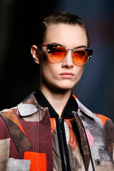 Look 104